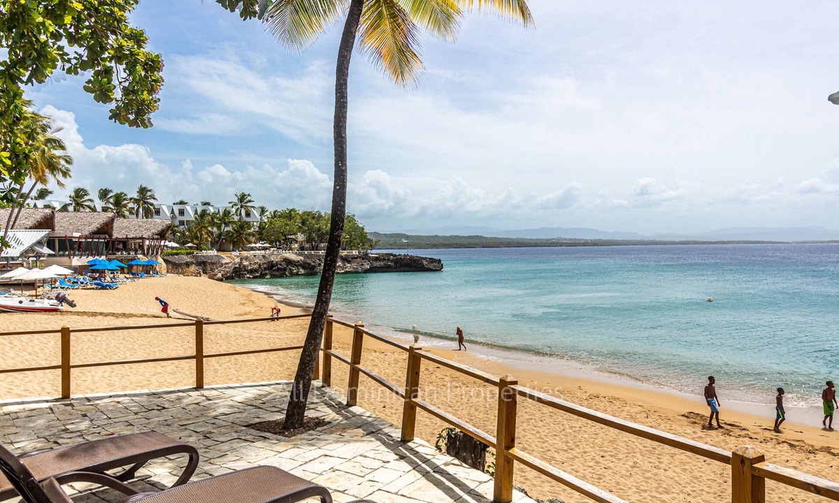 El Batey Apartment | Sosúa, Beach Front With Ocean Views,