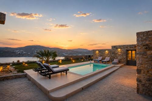 Kalafatis Villa | South Star private Mini Villa