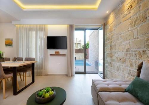 Kato Galatas Villa | Southern Paradise Villas - Private Pool