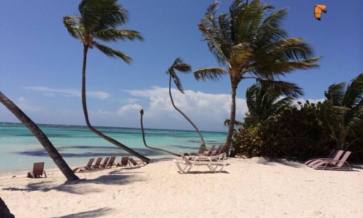 Punta Cana Apartment | Spacious 3 BDR fully-equipped condo with pool and golf view