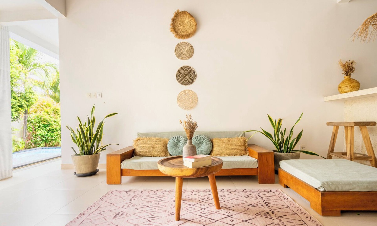 Batu Bolong Villa | Spacious 3BR Hideway - Private Lap Pool, Peaceful, Perfect Location