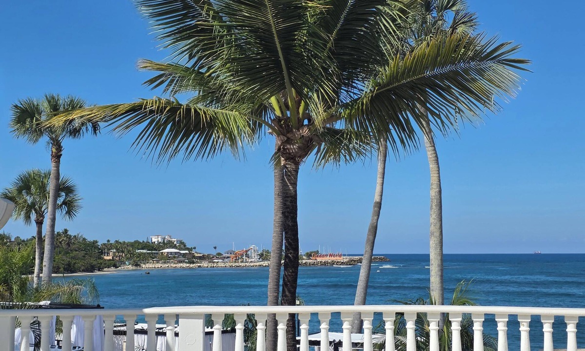 Puerto Plata Resort | Spacious 5-bedroom villa/AC at beach resort 15 restaurants/bars. All Inclusive!
