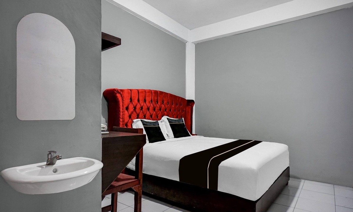 Medan House | Spacious Deluxe Double Near Ring Road City Walks