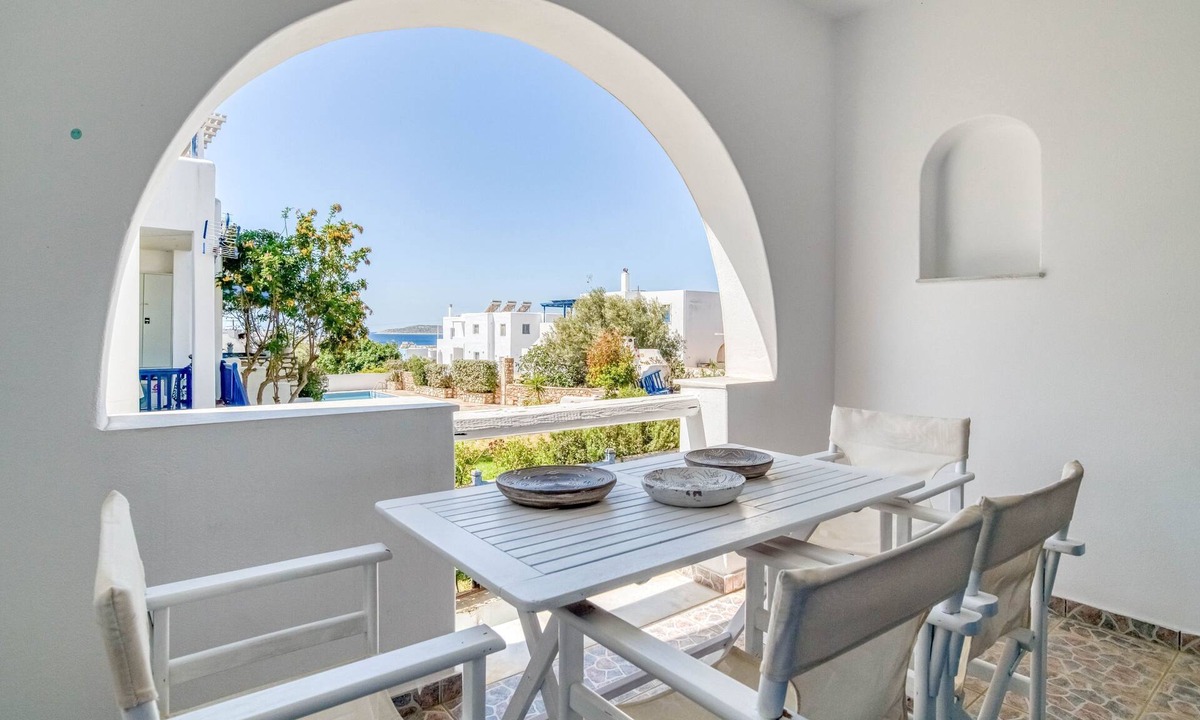 Aliki Apartment | Spacious modern sea view apartment: AC, walk to taverns and beaches