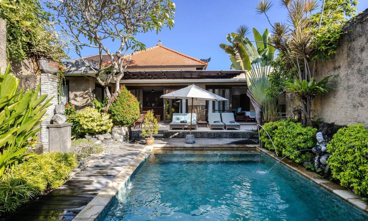 Sanur Villa | Spacious Villa for Family and Friends - Close to the main Street and Beach