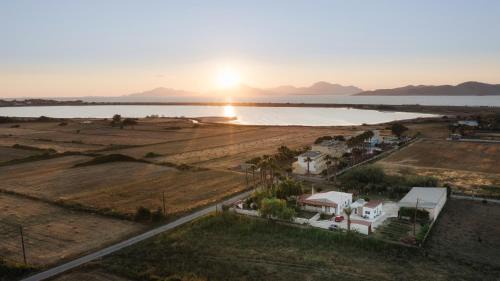 Tingaki House | Stella's Holiday House