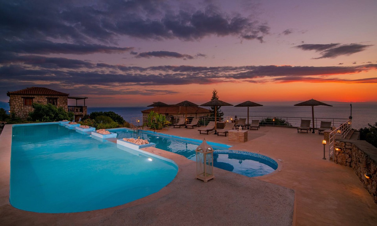Elation Villa | Strofilia Authentic Villas