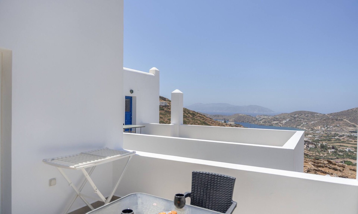 Ios Apartment | Studio '1 Superior' with Sea View, Wi-Fi and Air Conditioning