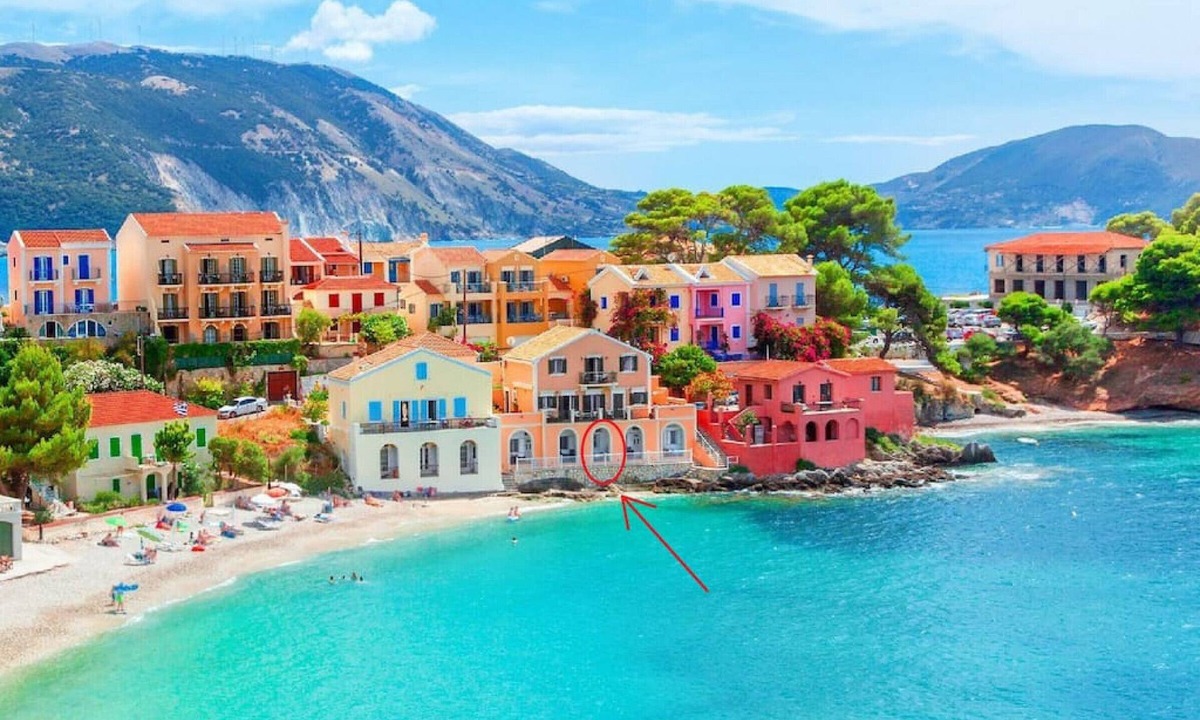 Assos Apartment | Studio 3. Luxury with the sea on your doorstep!