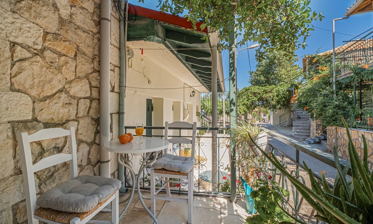 Agios Nikitas Apartment | Studio Apartment 'Kerkis Mountain View' with Mountain View, Wi-Fi and Air Conditioning