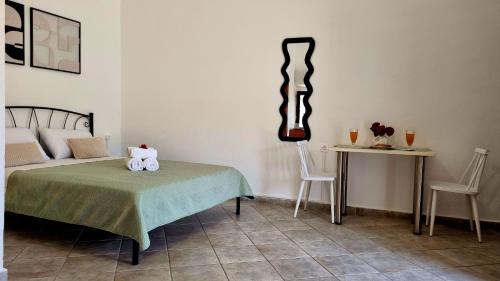 Platanos Apartment | Studio Marianna & George