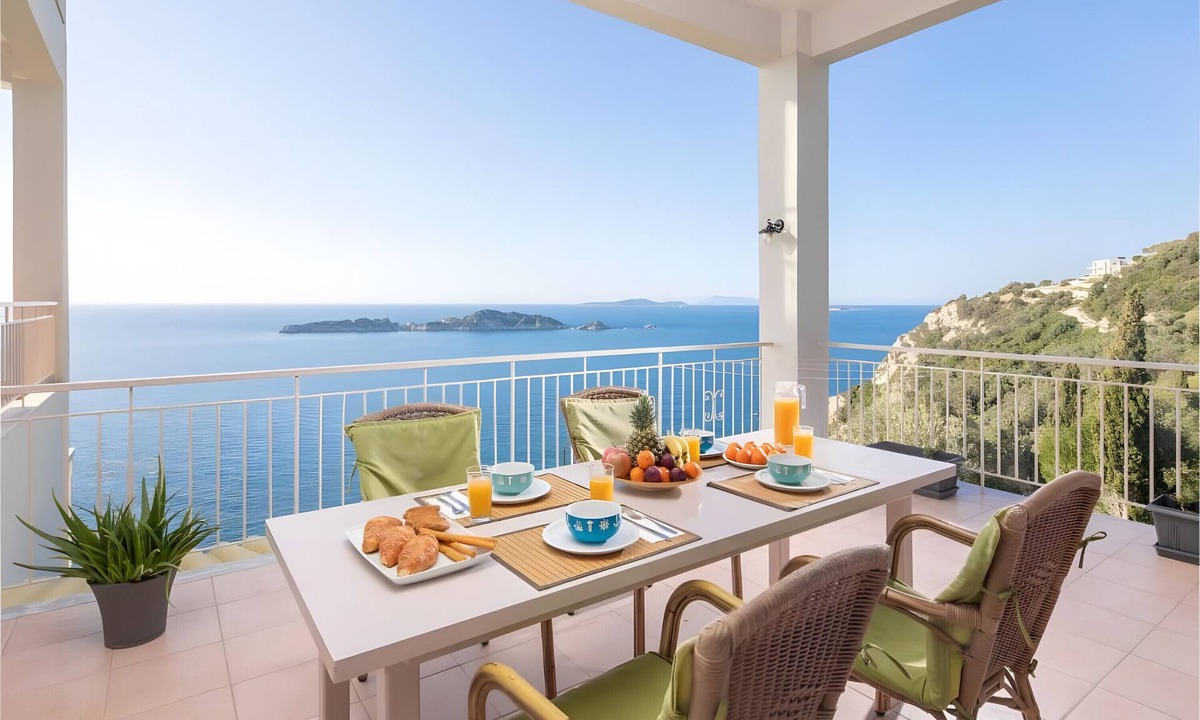 Afionas Apartment | Studio 'Οpen Plan' with Sea View, Wi-Fi and Air Conditioning