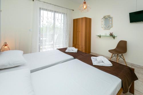 Potos Apartment | Studios Evis