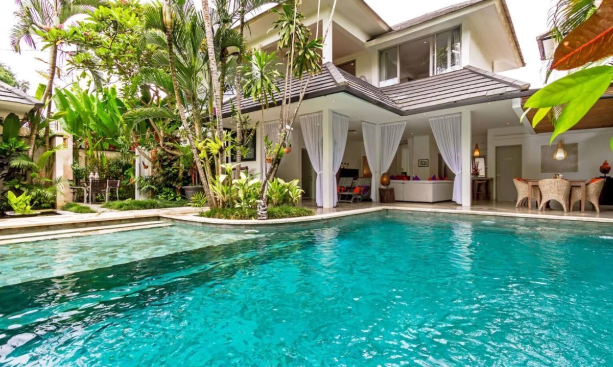 Sunset Road Villa | Stunning, 5 Bedroom Villa in Central Seminyak