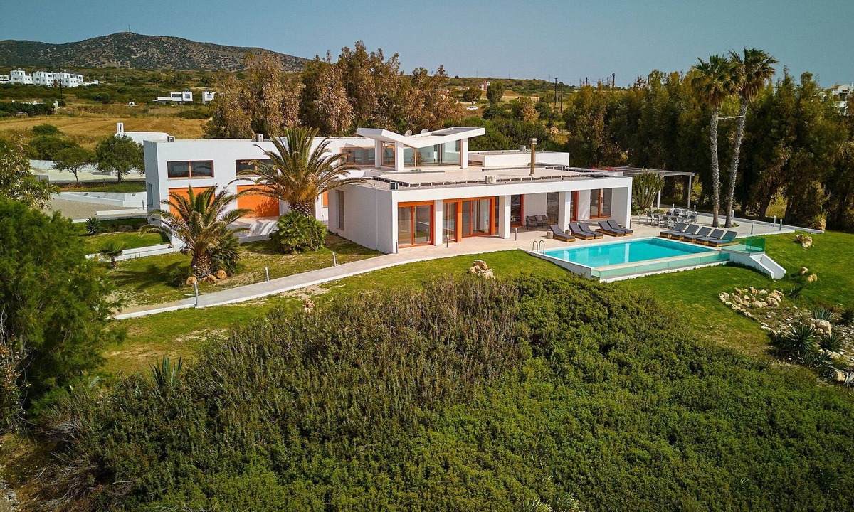 Lahania Villa | Stunning Seafront Villa | 7 Bedrooms | Villa Seven | Private Villa with Pool