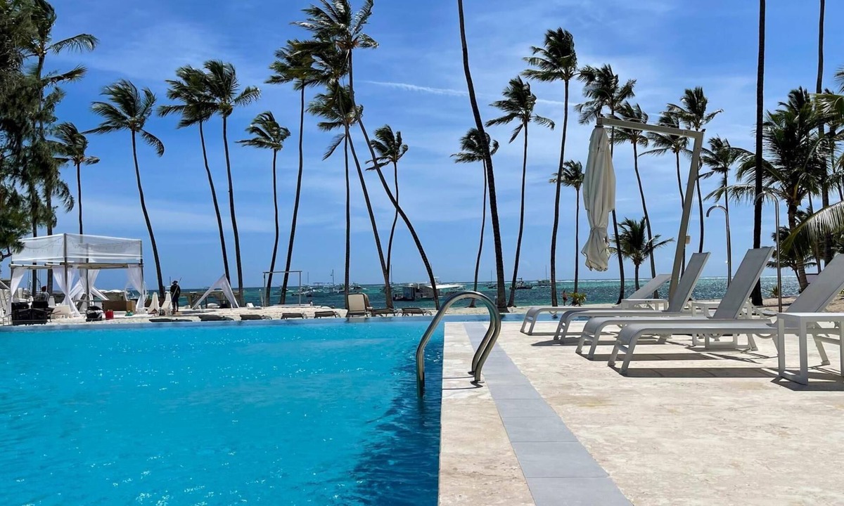 Bavaro Apartment | Stylish 3-bedroom Apartment Near the Bavaro Beach