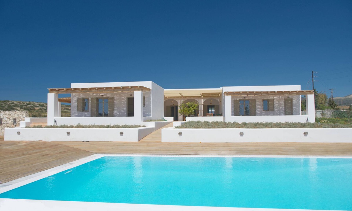 Paros Villa | Stylish Beachside Villa with Pool and Lavender Gardens