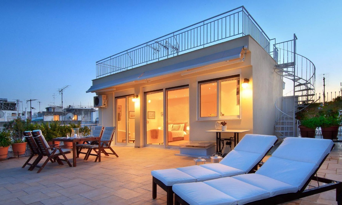 Thissio Hotel | Stylish studio loft with Superb balcony