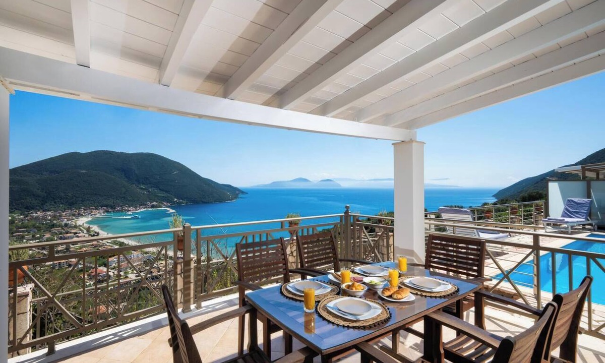 Pondi Villa | Sunrise View - Two Bedroom Villa, Sleeps 4