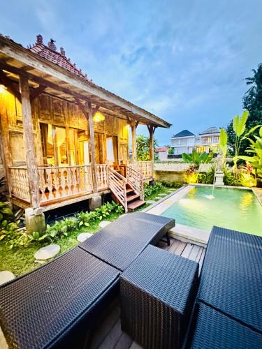 Kemenuh Hotel | Sunshine dijoglo villa