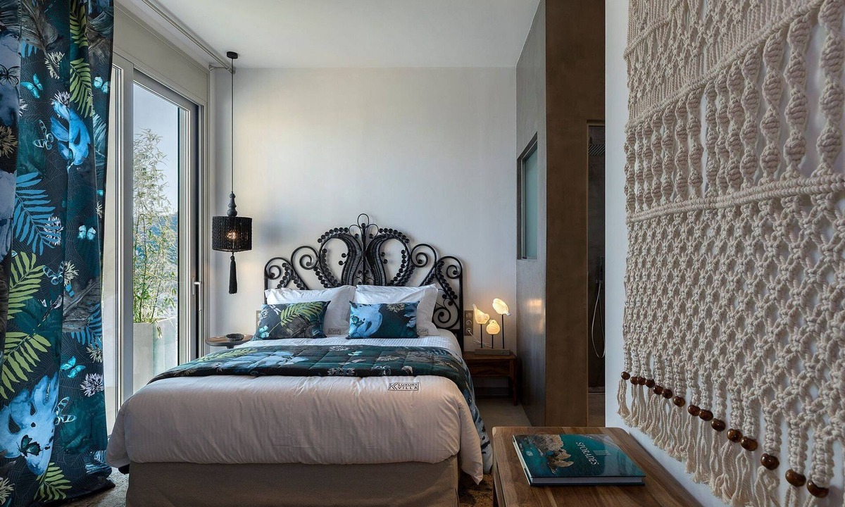 Skiathos Town Villa | Super Luxury Skiathos Villa | Five-Bedroom Villa | Private Infinity Pool