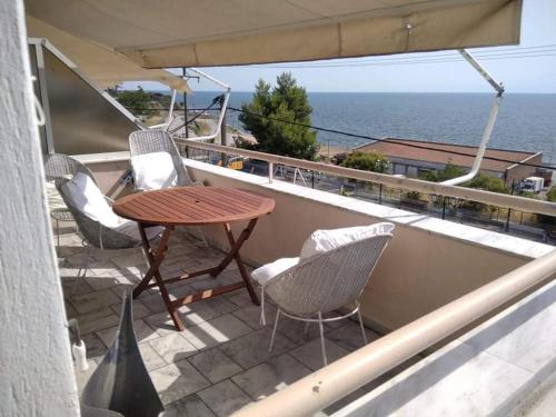 Nea Michaniona Apartment | Super view seafront apartment