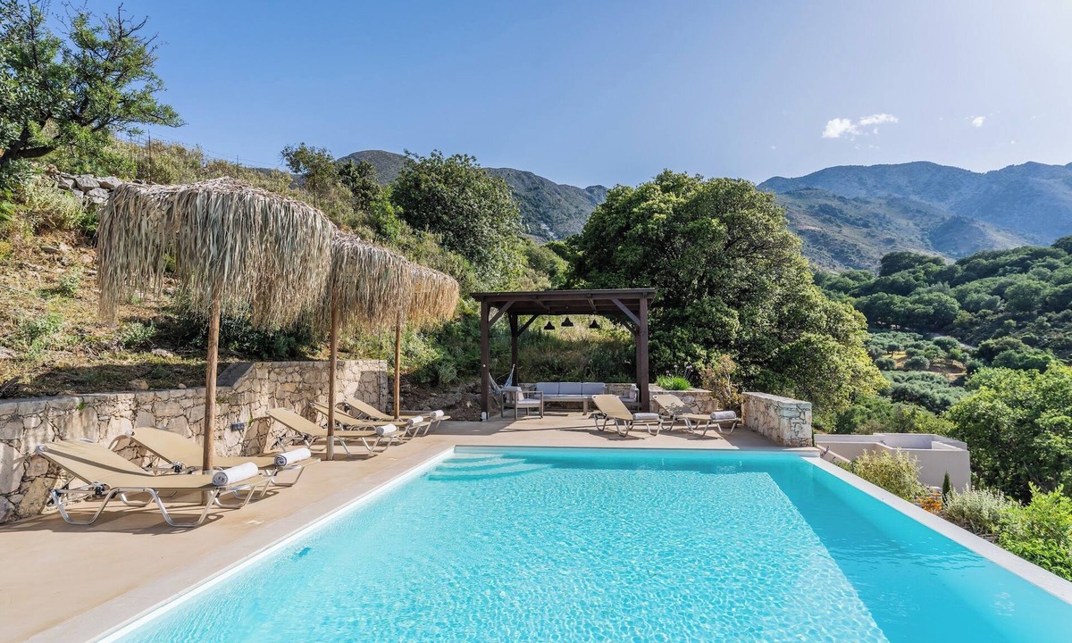 Patima Villa | Superb villa with panoramic sea and mountain views with infinity pool