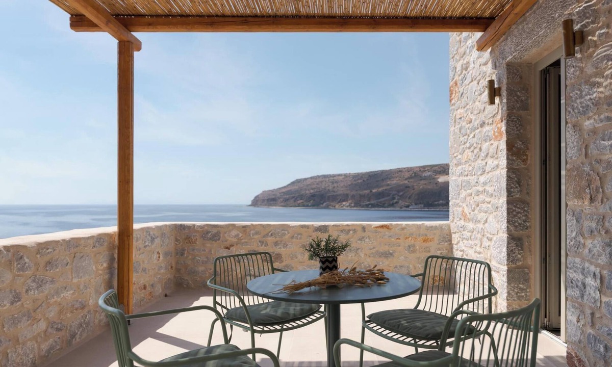 Limeni Apartment | Superior Duplex Suite by Yerma Suites Limeni