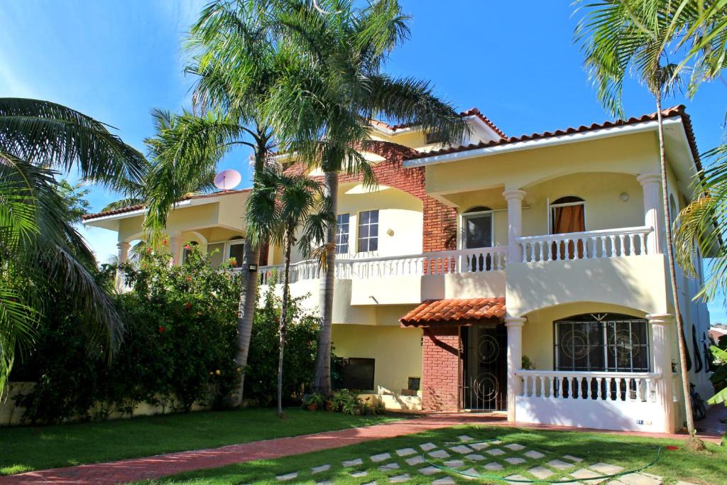Bavaro House | Sweet Home Punta Cana Guest House - VILLA Q15A