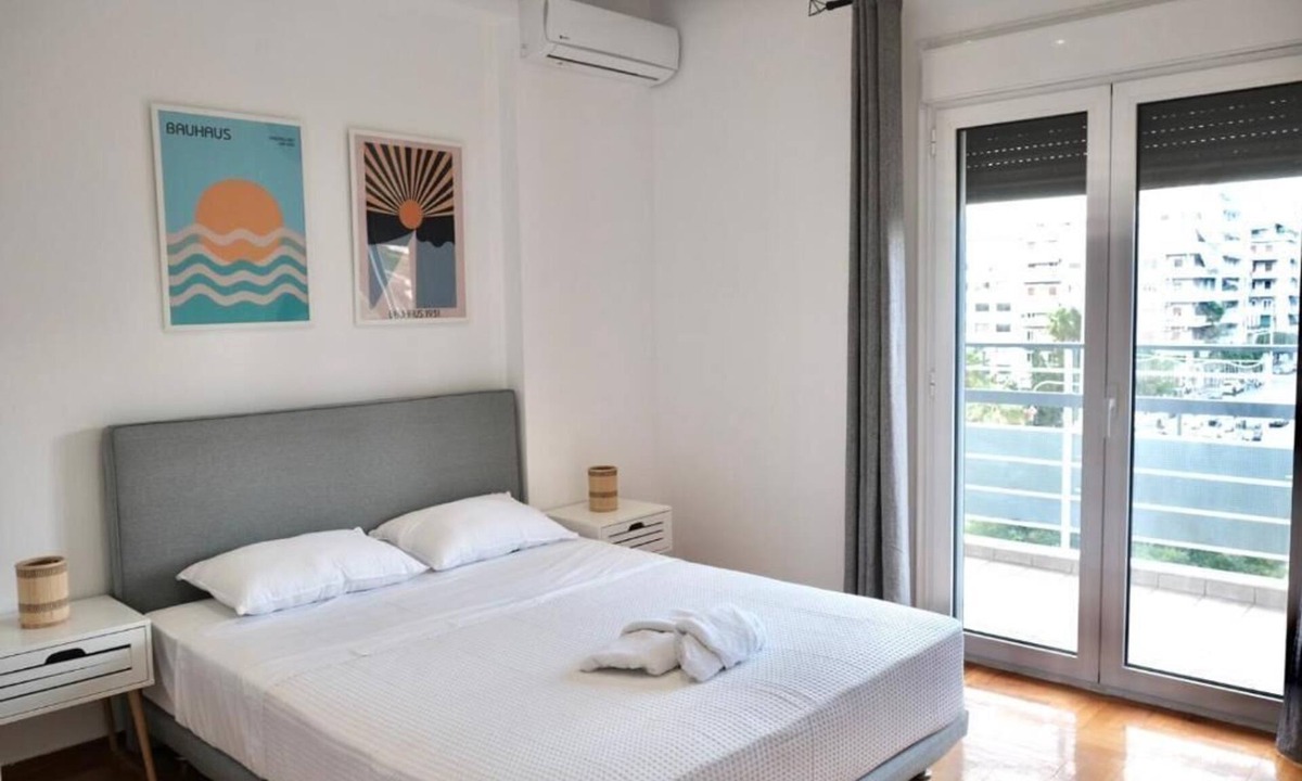 Piraeus Hotel | SynPiraeus Apartments & Studios
