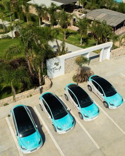 Tingaki Hotel | TAF Beach Villas with TESLA
