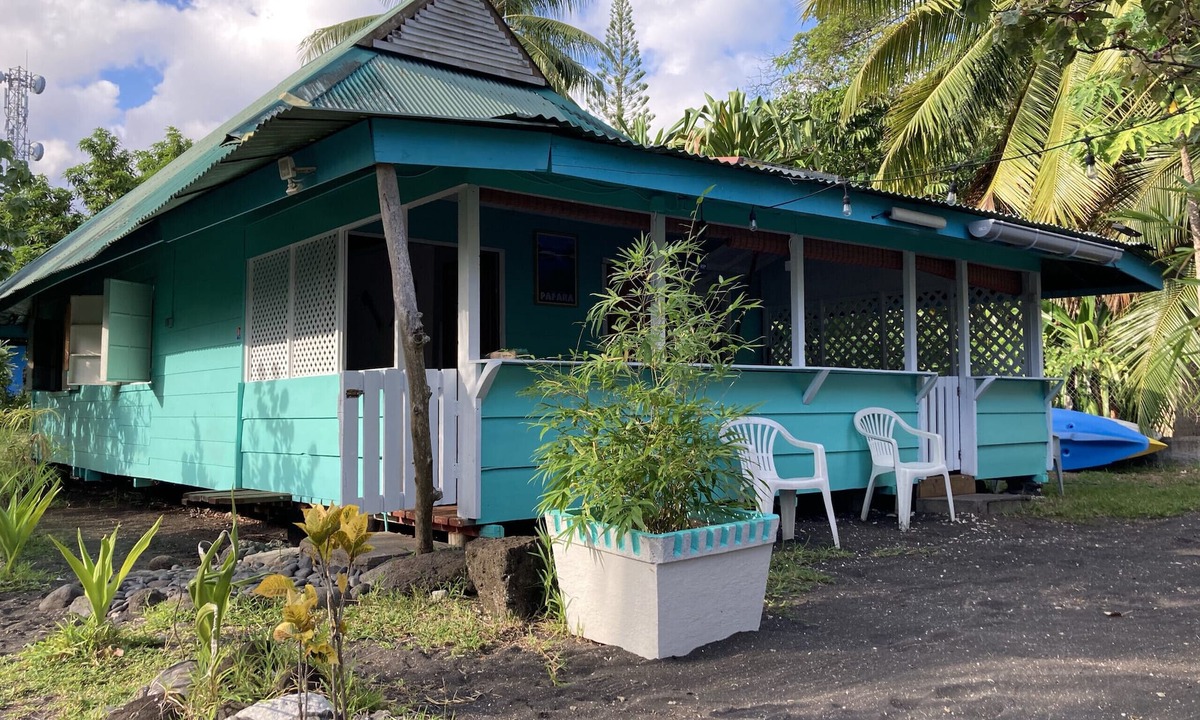 Papara Ski Chalet | TAHITI - Bungalow ManoMano Beach Teva I Uta