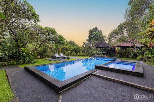 Sayan House | Taman Indrakila