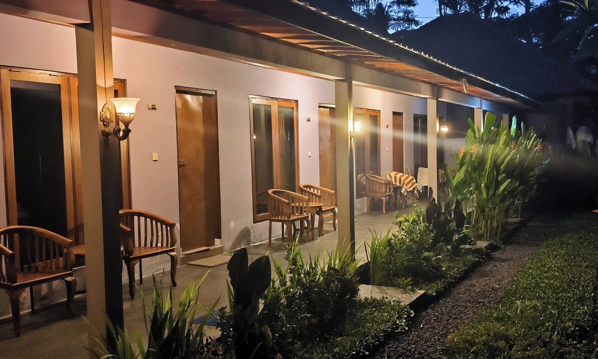 Sayan Hostel | Tanggu homestay