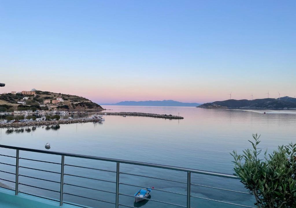 Agii Apostoli Hotel | Thalassa view