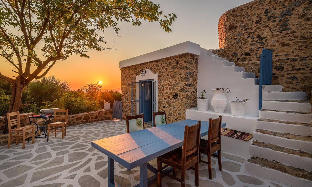 Zia House | The Aegean blue country house Old Milos
