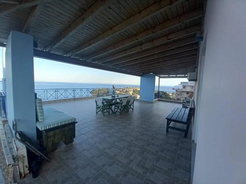 Gythio Apartment | The Big Blue