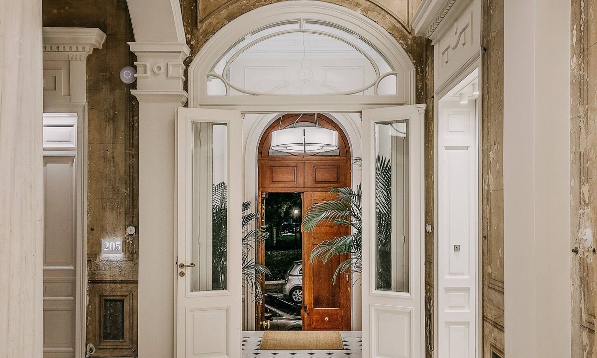 Patras Hotel | The Bold Type Hotel
