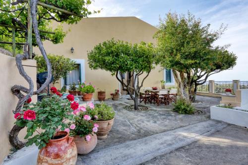 Lastros House | The Cretan Manor