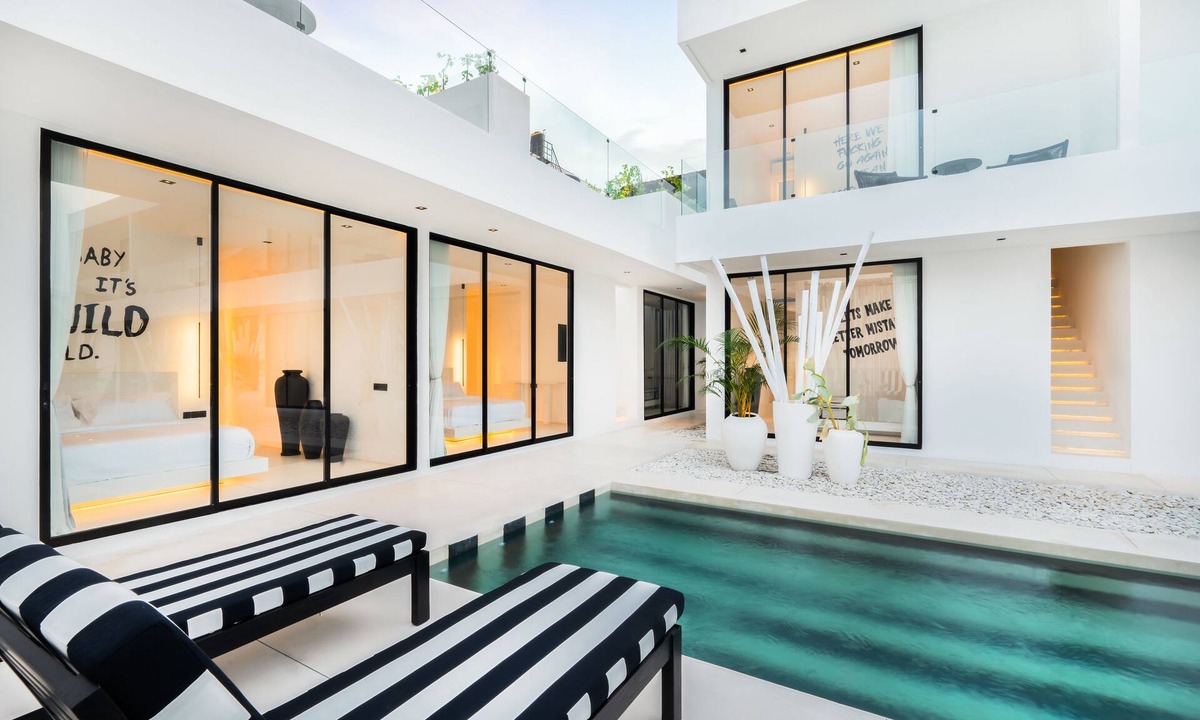 Batu Bolong Hotel | the den canggu