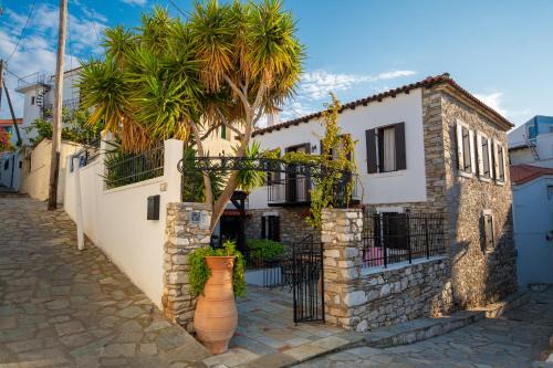 Skiathos Town House | The Dream House Skiathos