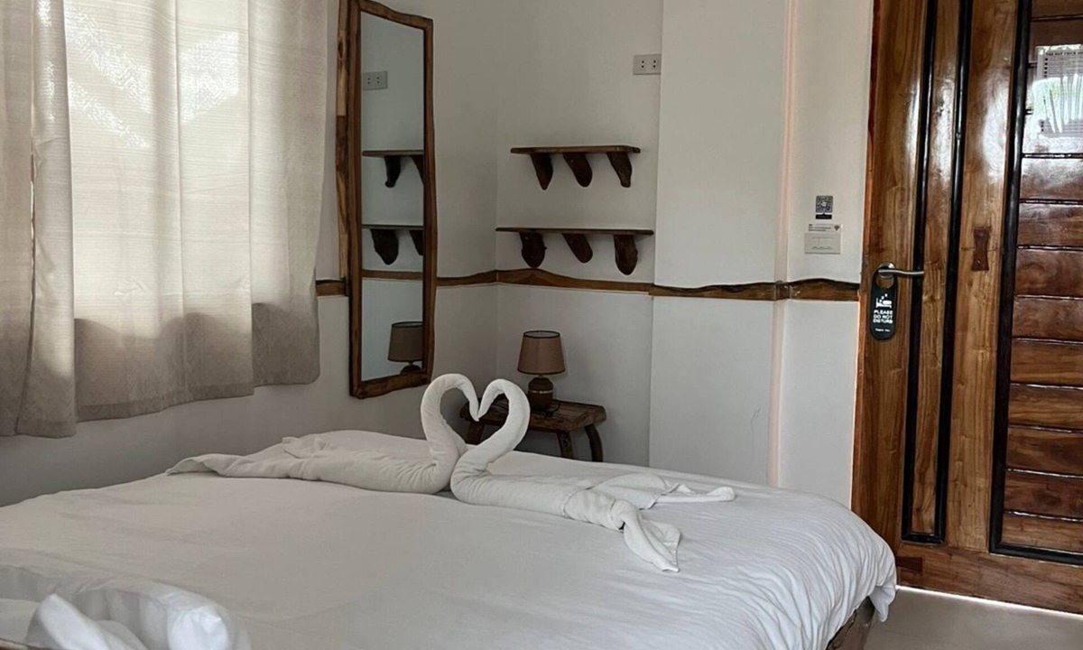 Basdiot Hostel | The Hat Trick Hostel
