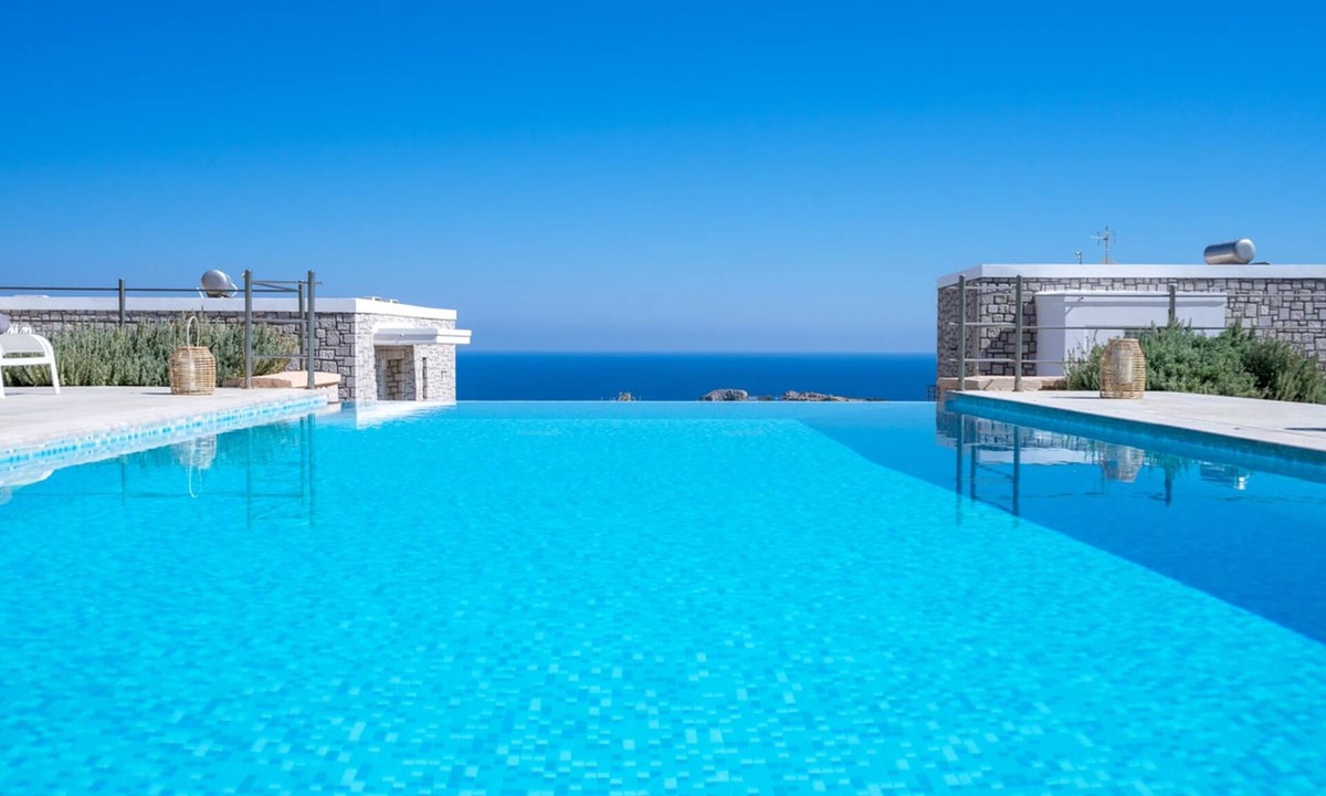 Filerimos Villa | The Red Rock Villa – A Luxurious Escape in Afandou
