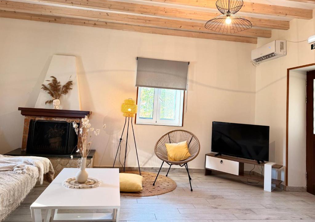 Kariotai Apartment | The Vineyard Lefkas