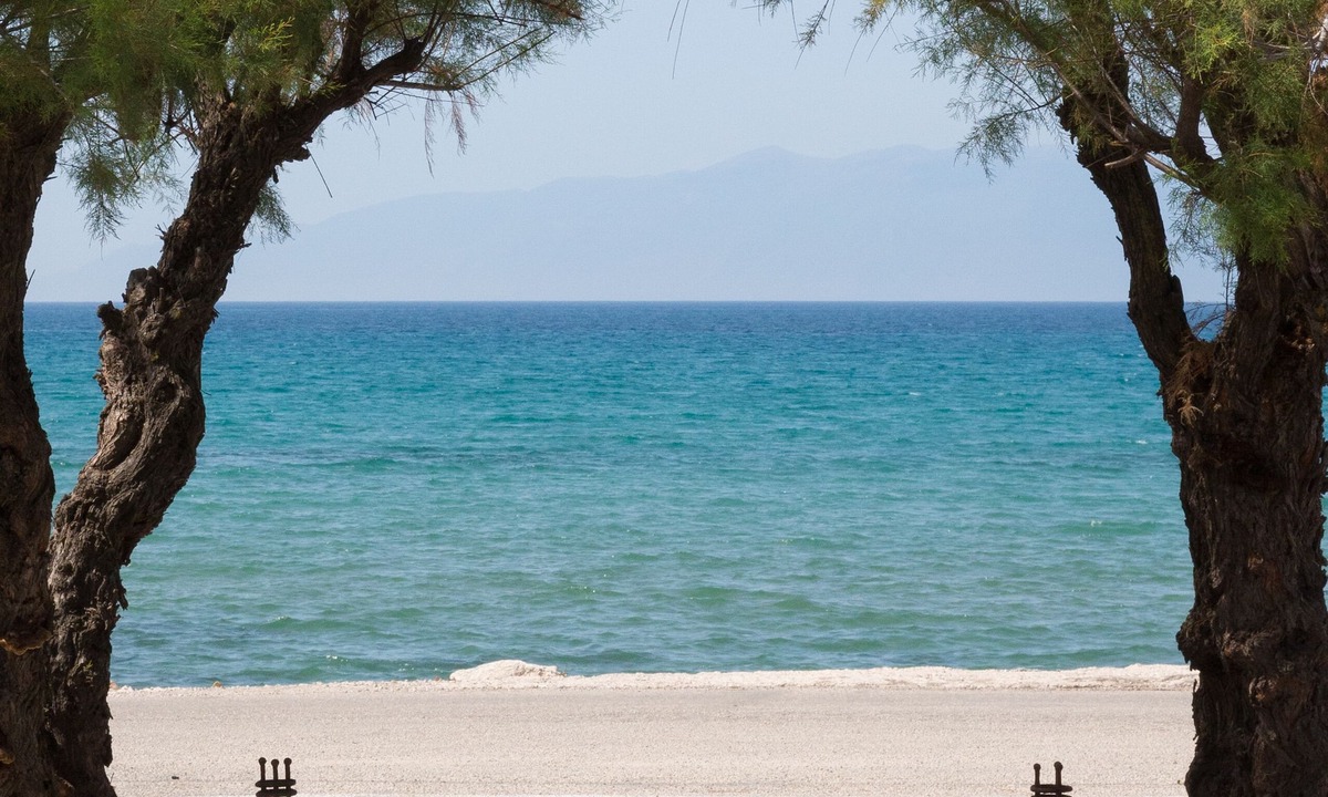 Sidari Hotel | The Wave