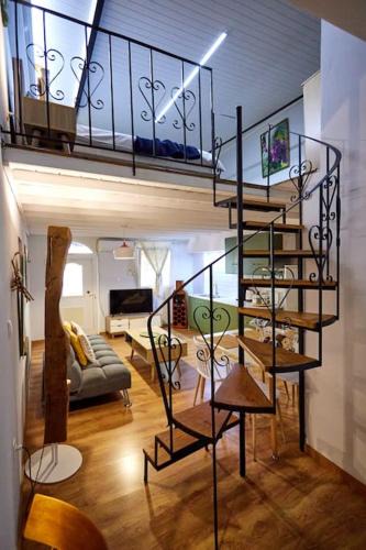 Chios Town Apartment | The Wine House