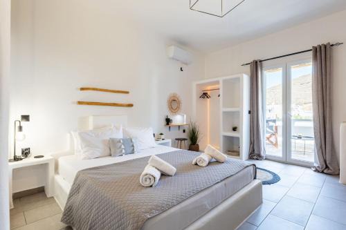 Merichas Apartment | THIRAMNA Apts KYTHNOS
