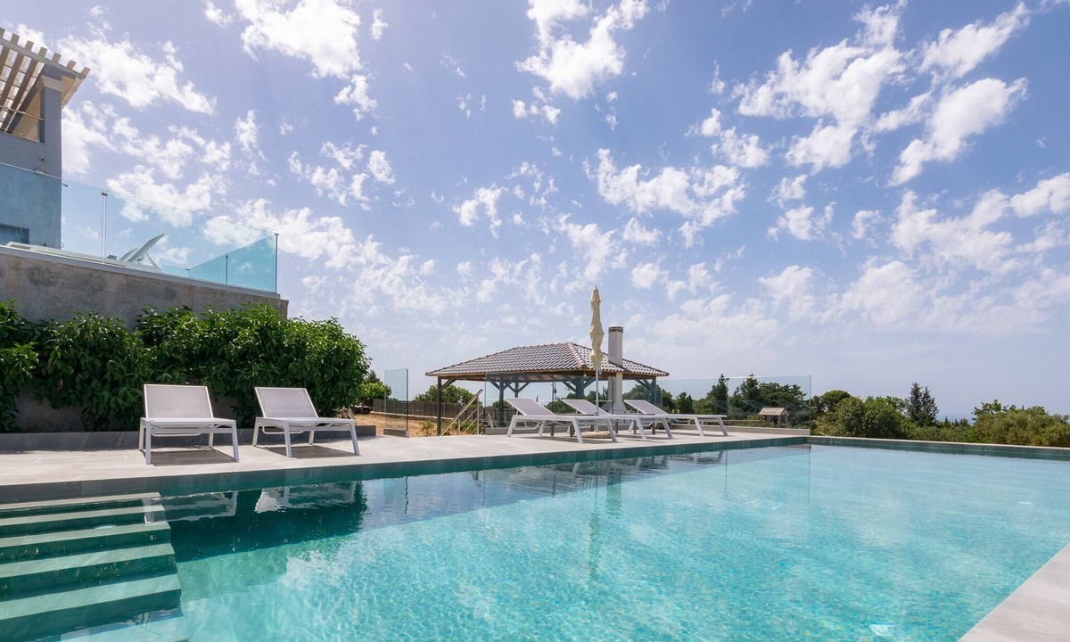 Agios Leon Apartment | Three-Bedroom Apartment with Private Pool