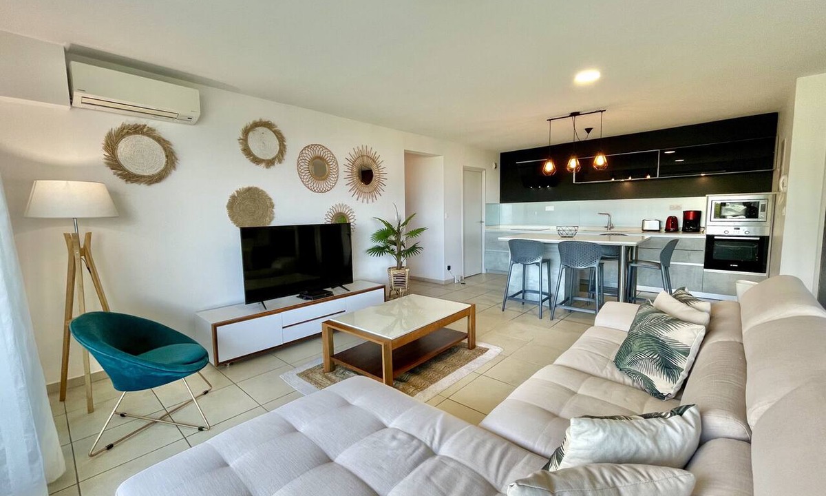 Faaa Condo | Tukenui flat, discovering Papeete.