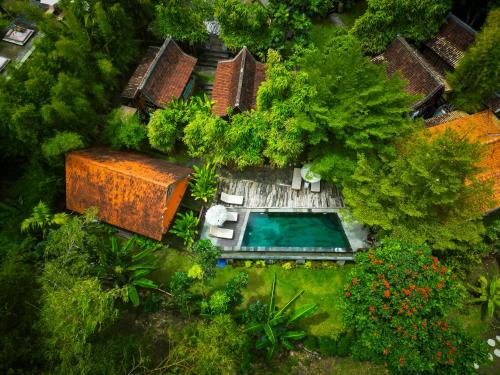 Padonan Bed & Breakfast | Ubuntu Bali Eco Yoga Retreat - CANGGU